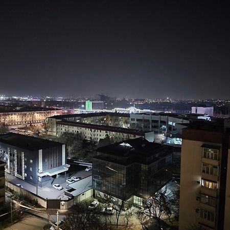 Magnificent Apartment In Nrg Oybek Tashkent Luaran gambar
