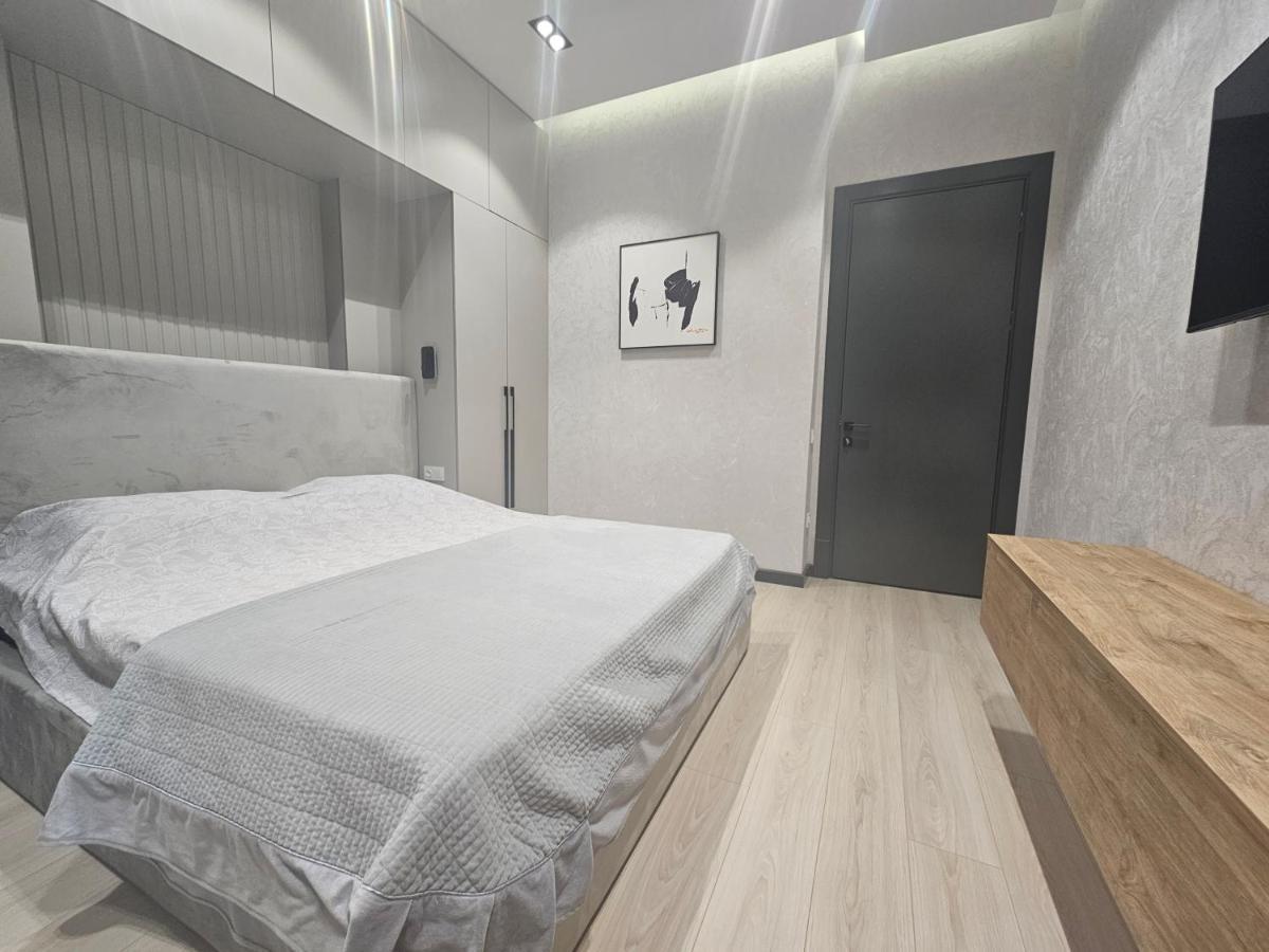 Magnificent Apartment In Nrg Oybek Tashkent Luaran gambar
